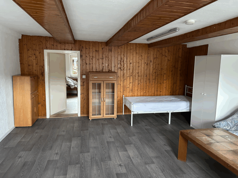 Großes Zimmer – OG