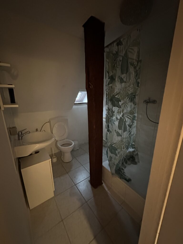 Zimmer 4 – Dachgeschoss